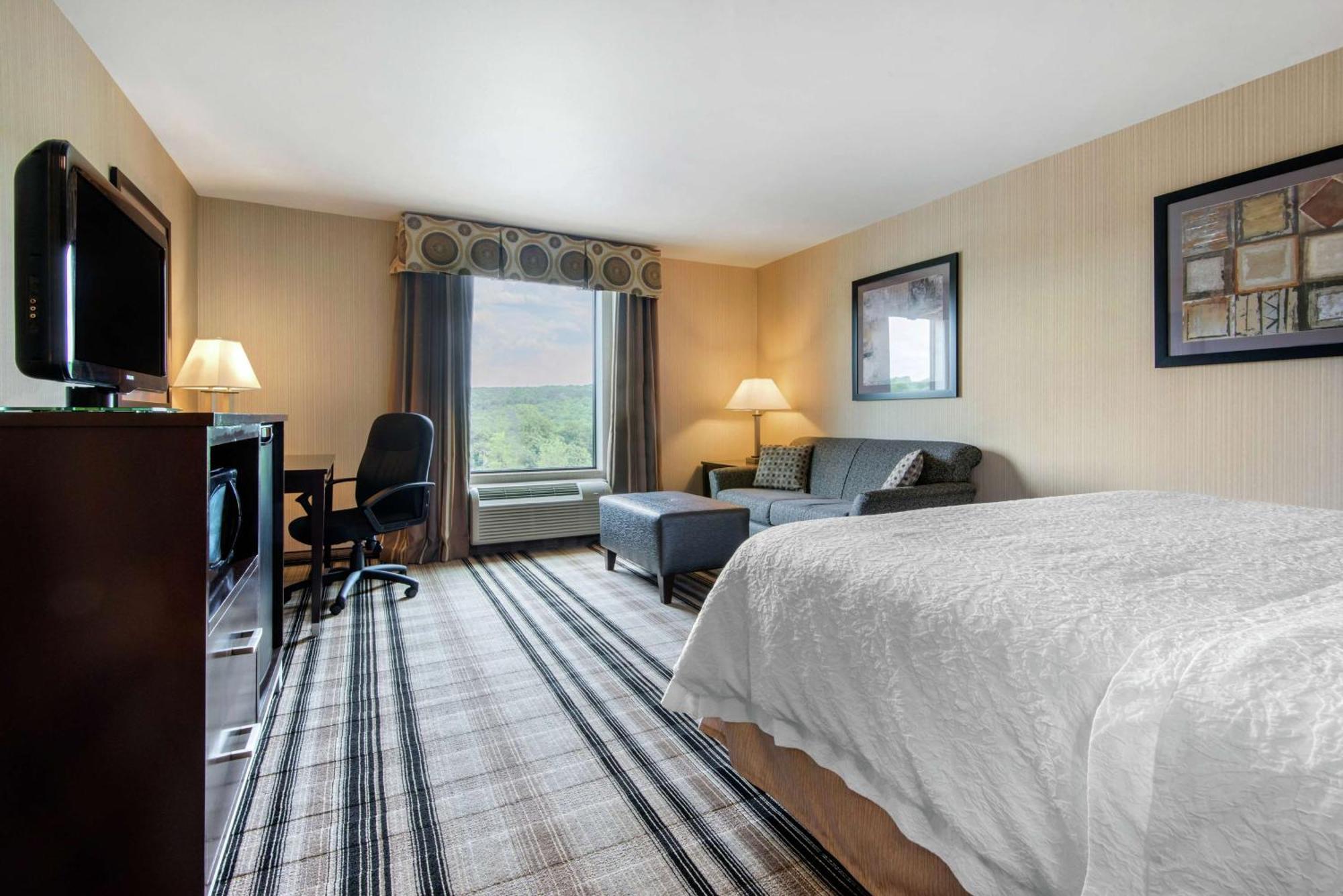 Hampton Inn Мидвилл Экстерьер фото
